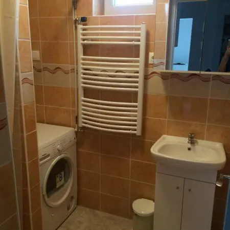 Baro Berg Kapuvár