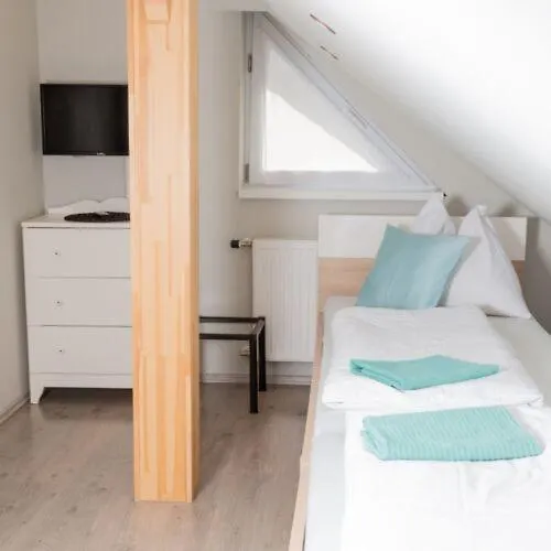 Baro Berg * Kapuvár